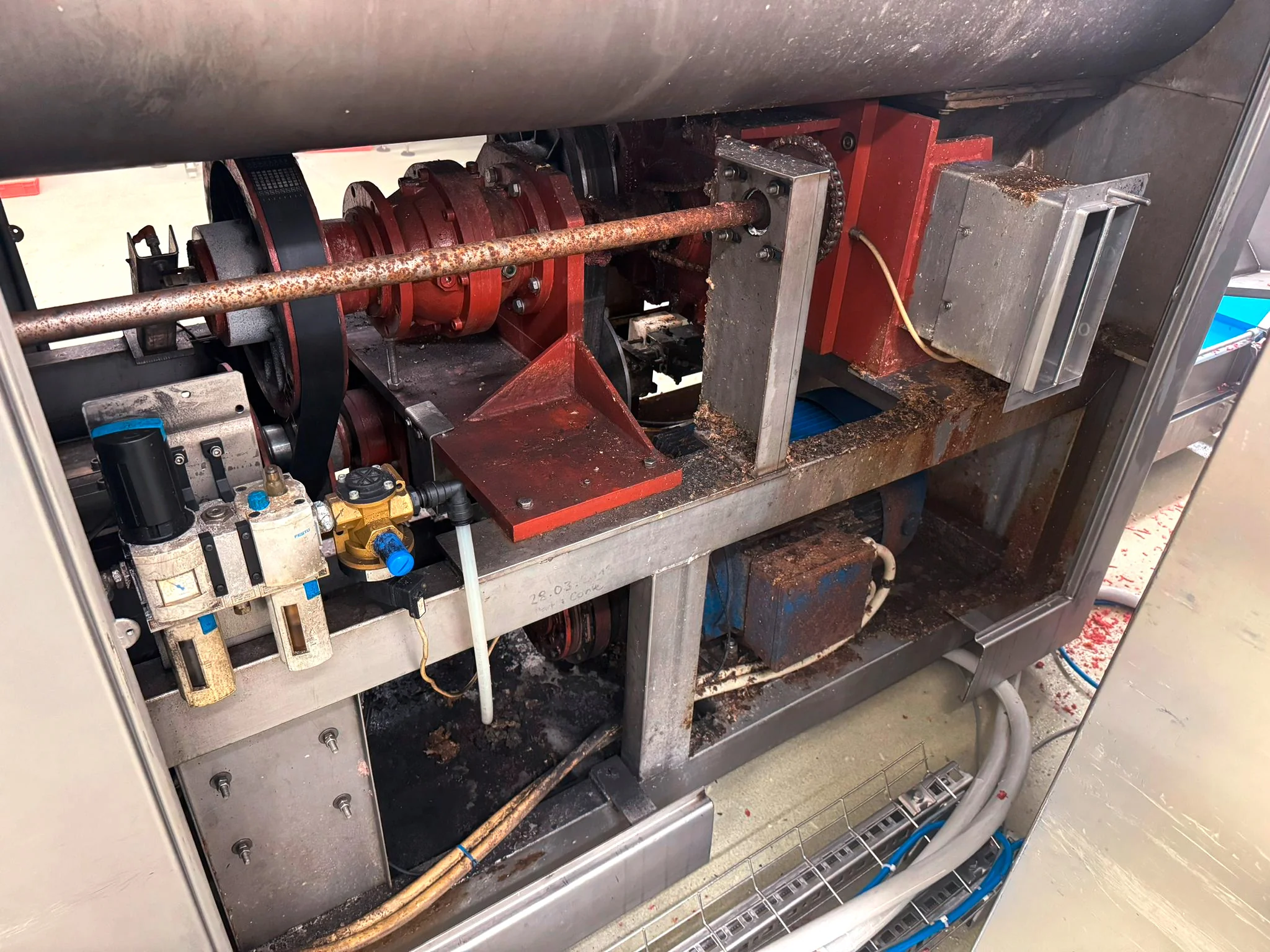 Nettoyage technique industriel : Déblocage Vis Sans Fin - Image 4